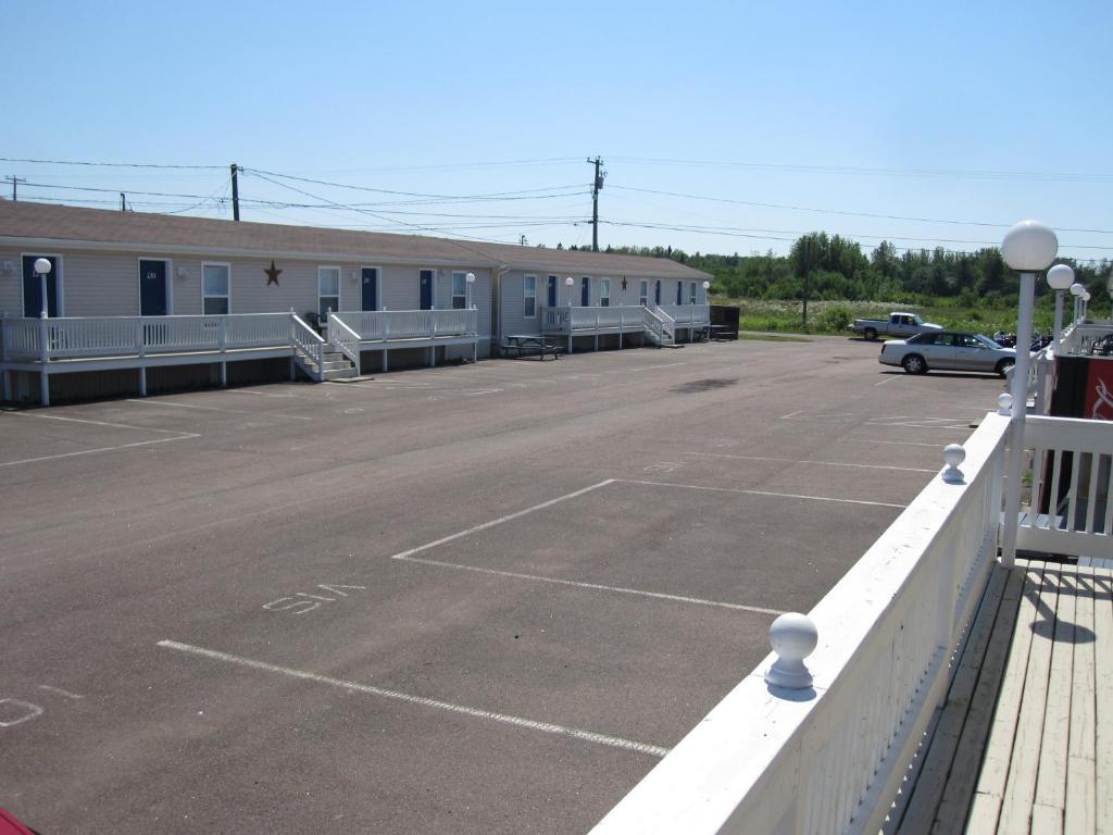 Gaudet Motel Shediac Bagian luar foto